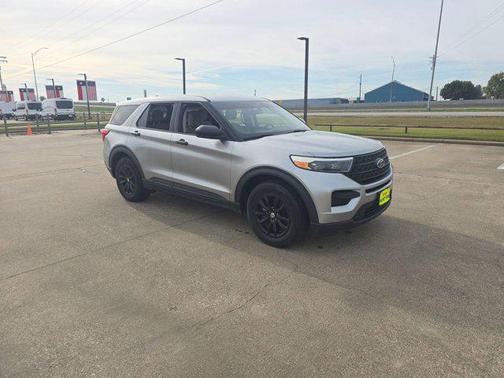 2021 Ford Explorer Base RWD