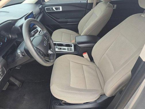 2021 Ford Explorer Base RWD