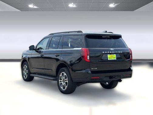 AGATE BLACK METALLIC 2026 Ford Expedition Active