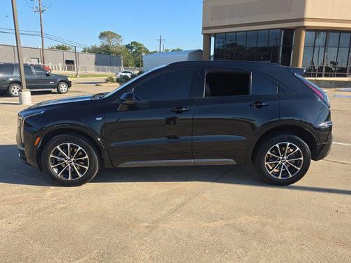 2024 Cadillac XT4 Sport