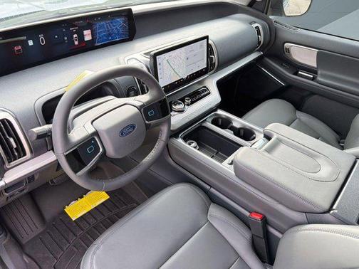 GLACIER GRAY MET TRI-COAT 2026 Ford Expedition Max Active 4x2