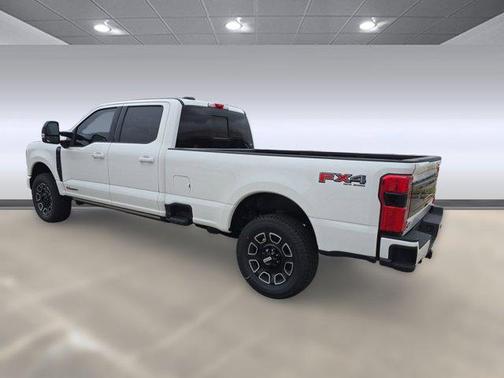2025 Ford F-350 Platinum