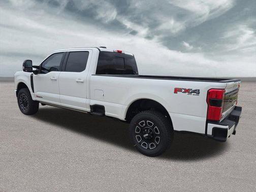 2025 Ford F-350 Platinum