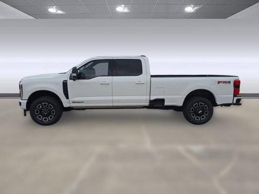 2025 Ford F-350 Platinum