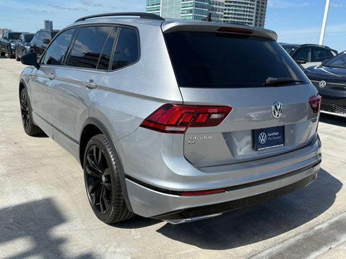2021 Volkswagen Tiguan 2.0T SE R-Line Black