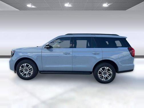 GLACIER GRAY MET TRI-COAT 2026 Ford Expedition Active