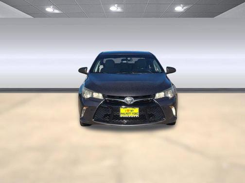 2016 Toyota Camry XSE