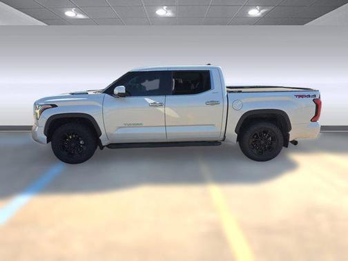 2022 Toyota Tundra Hybrid Limited