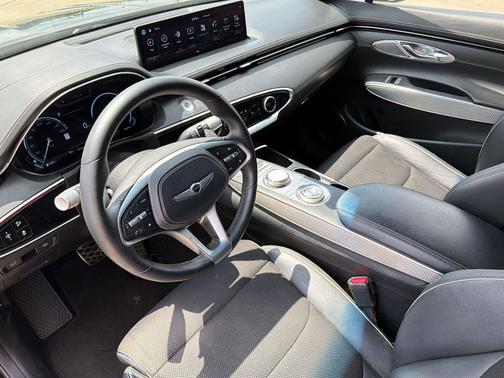 Vik Black 2023 Genesis GV70 2.5T AWD