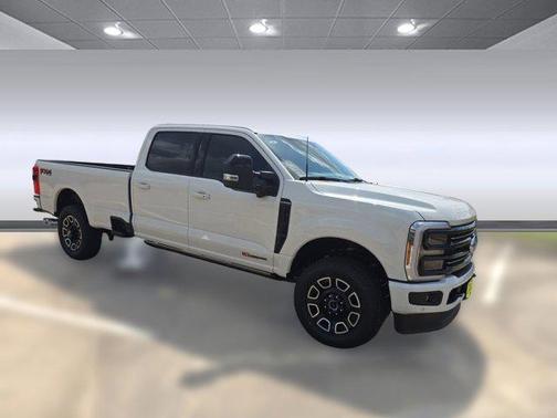 2025 Ford F-350 Platinum