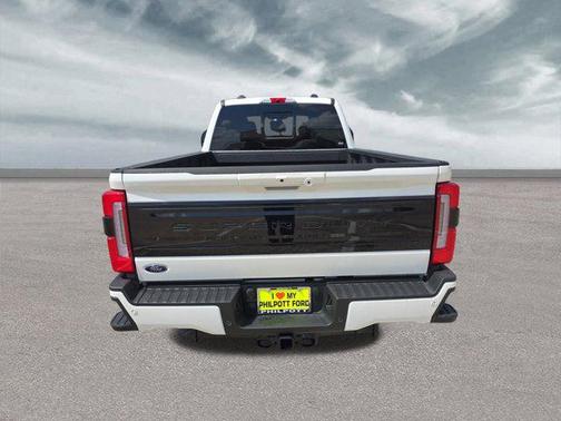 2025 Ford F-350 Platinum