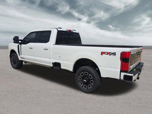 2025 Ford F-350 Platinum