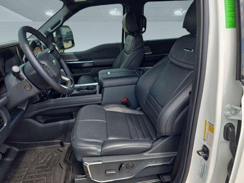 2025 Ford F-350 Platinum