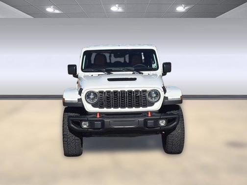 2025 Jeep Gladiator Mojave X
