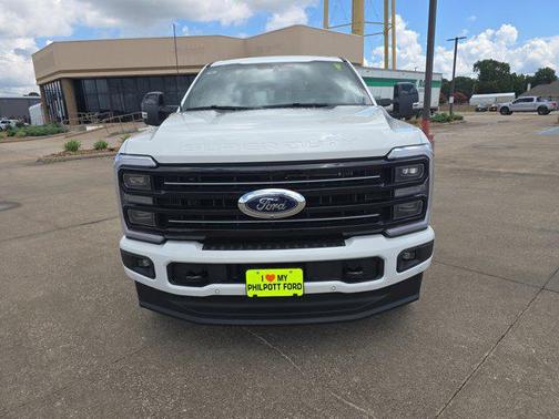 2025 Ford F-350 Platinum
