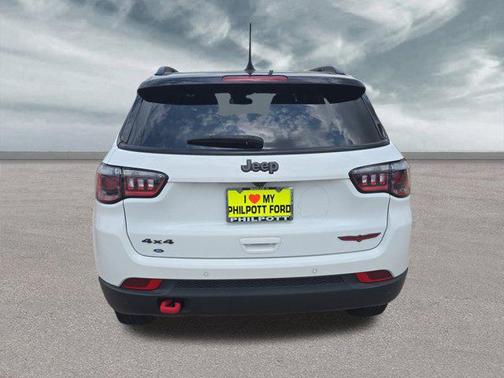 2023 Jeep Compass Trailhawk