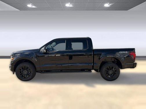 AGATE BLACK METALLIC 2026 Ford F-150 XLT