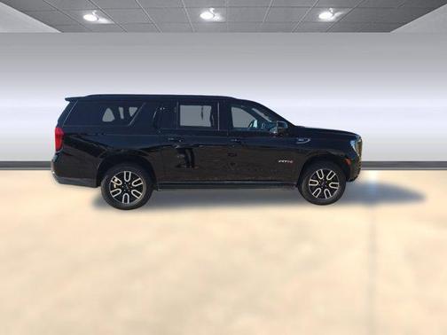 2021 GMC Yukon XL 4WD AT4