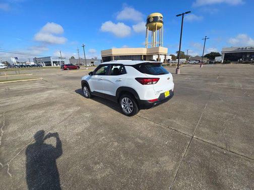 2023 Chevrolet Trailblazer LS