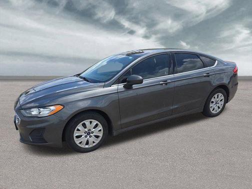 2019 Ford Fusion S
