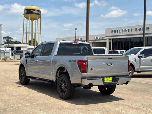 ICONIC SILVER METALLIC 2026 Ford F-150 XLT