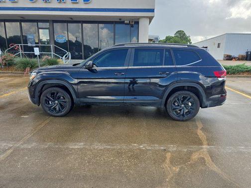 2023 Volkswagen Atlas 3.6L SE w/Technology