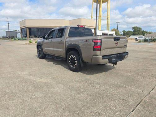 2024 Nissan Frontier PRO-X