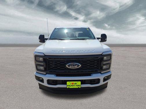 2025 Ford F-250 XL