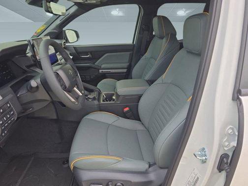 2025 Toyota Tacoma Hybrid Trailhunter Hybrid