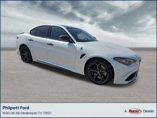2020 Alfa Romeo Giulia Quadrifoglio
