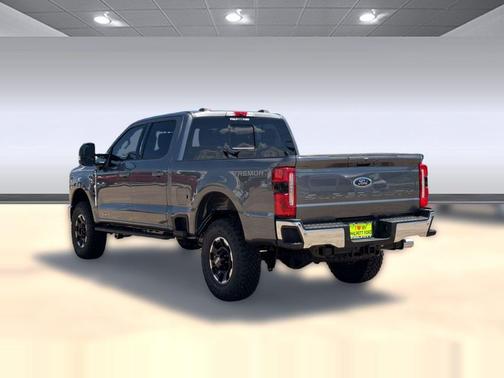 CARBONIZED GRAY 2026 Ford F-250 Lariat