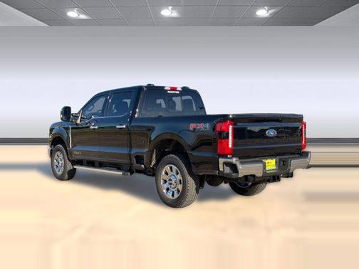 AGATE BLACK 2026 Ford F-250 Lariat