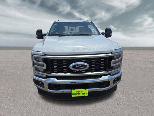 2025 Ford F-350 Platinum