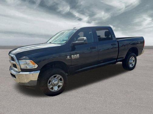 2018 RAM 2500 Tradesman Crew Cab 4x4 6'4' Box
