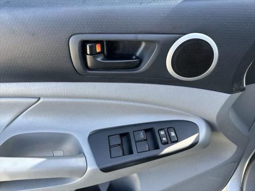 2013 Toyota Tacoma Base