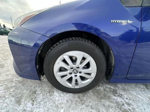 2017 Toyota Prius Two