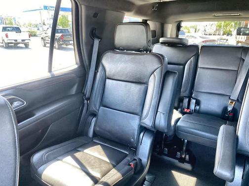 BLK/Black 2023 Chevrolet Tahoe High Country