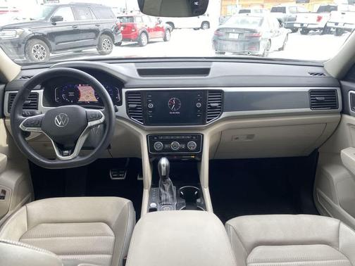 2021 Volkswagen Atlas 3.6L SEL Premium