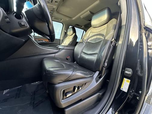 2017 Cadillac Escalade Premium Luxury