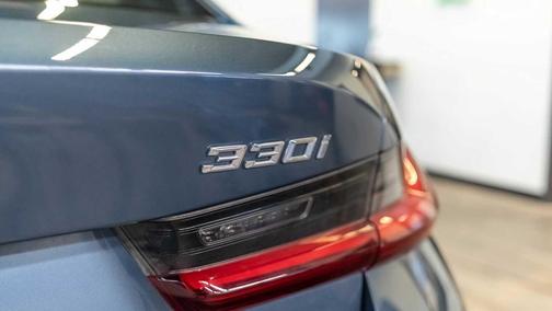 2025 BMW 330 xDrive