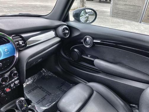 MINI Yours Enigmatic Black Metallic 2024 MINI Convertible Cooper S