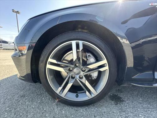 2017 Audi A4 2.0T Prestige
