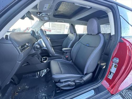 2025 MINI Hardtop Cooper