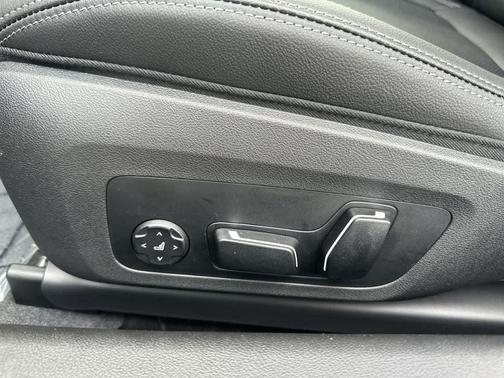 2024 BMW 230 xDrive