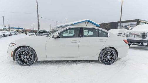 2025 BMW 330 xDrive
