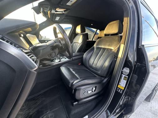 2019 BMW X7 xDrive50i