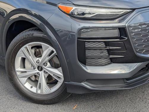 2025 Audi Q6 e-tron Premium