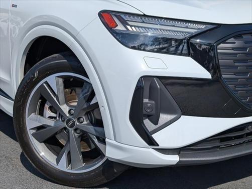 2024 Audi Q4 e-tron Prestige 50 quattro