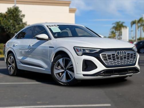 2024 Audi Q8 e-tron S line Premium Plus quattro