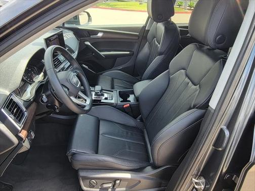 2024 Audi Q5 Premium 45 TFSI S line quattro